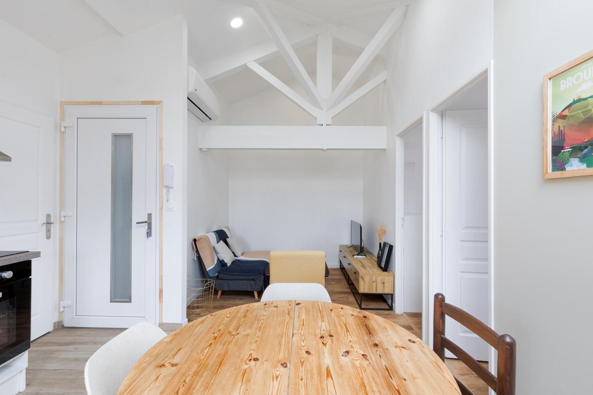 Appartement Climatise 2 Chambres วิลฟร็องช์-ซูร์-โซน ภายนอก รูปภาพ